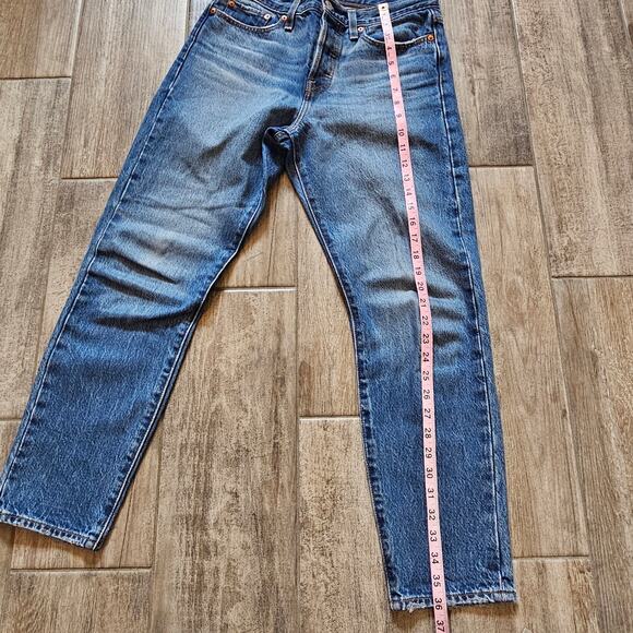 Levi’s Wedgie Jeans Women’s 28 High Rise Straight Leg Medium Wash Denim Y2K - Picture 3 of 12